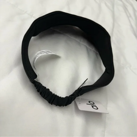 Alo performance eclipse black logo visor hat - Picture 4 of 4